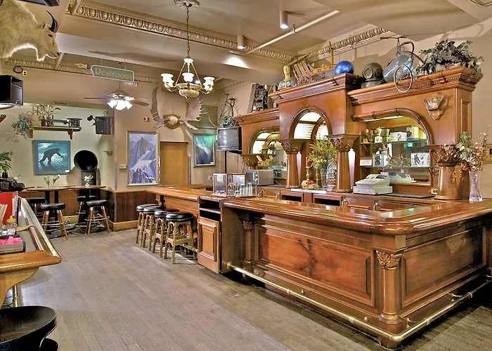 Historic Anchorage Hotel